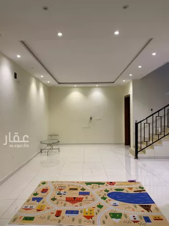 فيلا للبيع في شارع موسي الرازي, حي عكاظ, مدينة الرياض, منطقة الرياض صورة 2
