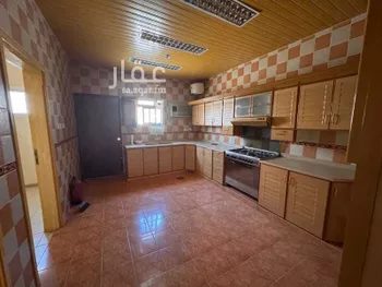 دور للبيع في شارع 5767786, حي العزيزية, مدينة المجمعة - تمير, منطقة الرياض صورة 5