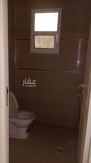 دور للبيع في شارع ابن الطراح, حي بدر, مدينة الرياض, منطقة الرياض صورة 5