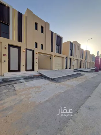 دور للبيع في شارع عبدالله بن أبي البركات, حي عكاظ, مدينة الرياض, منطقة الرياض صورة 2