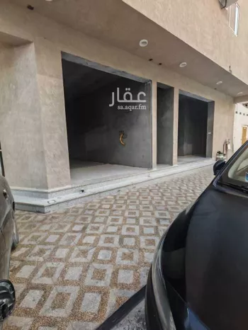 محل للإيجار في شارع ابن الربيع, حي باب الشمال, مدينة القطيف, المنطقة الشرقية صورة 2