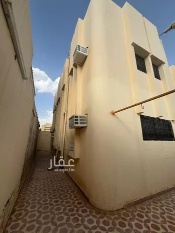 فيلا للبيع في شارع حسان الأسلمي, حي ظهرة البديعة, مدينة الرياض, منطقة الرياض صورة 4