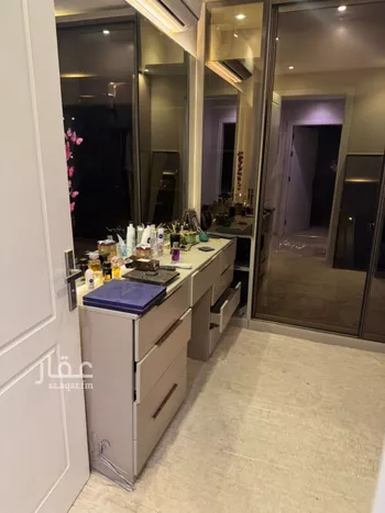 شقة للبيع في شارع الشيخ عمر بن عبداللطيف بن عبدالرحمن, حي ظهرة البديعة, مدينة الرياض, منطقة الرياض صورة 5