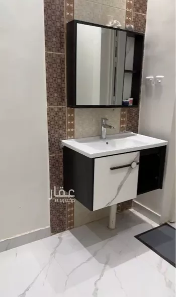 فيلا للبيع في شارع المرباح, حي العريجاء الغربي, مدينة الرياض, منطقة الرياض صورة 4