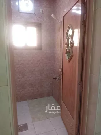 غرفة للإيجار في شارع عمر بن الخطاب, حي الشروفية, مدينة الاحساء, المنطقة الشرقية