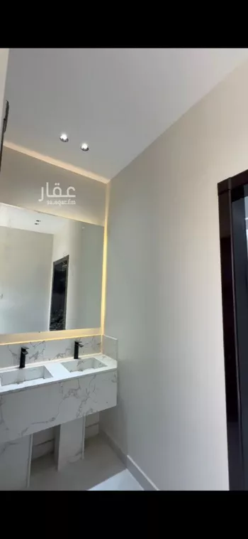فيلا للبيع في شارع رقم 42, حي ظهرة لبن, مدينة الرياض, منطقة الرياض صورة 5