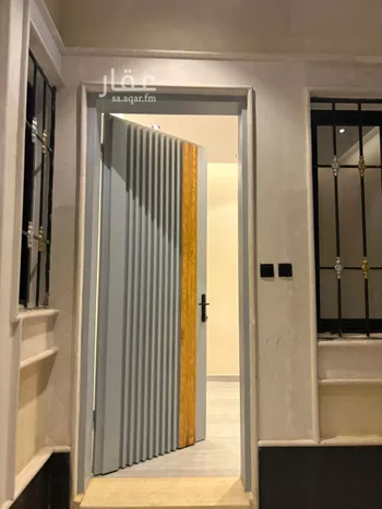 فيلا للبيع في شارع عمر السدوسي, حي العريجاء الغربي, مدينة الرياض, منطقة الرياض صورة 5