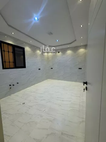 فيلا للبيع في شارع عمر السدوسي, حي العريجاء الغربي, مدينة الرياض, منطقة الرياض صورة 3