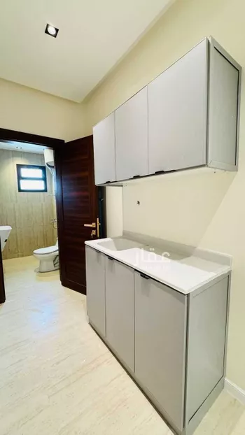 شقة للإيجار في شارع زيادة القرطبي, حي الملز, مدينة الرياض, منطقة الرياض صورة 5