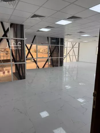 مكتب تجاري للإيجار في شارع المحرس, حي عرقة, مدينة الرياض, منطقة الرياض صورة 3