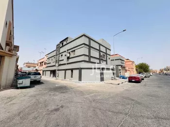 عمارة للبيع في شارع 10أ, حي غرناطة, مدينة الدمام, المنطقة الشرقية