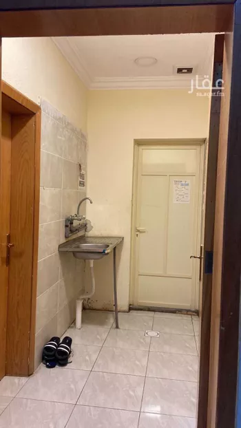 عمارة للبيع في شارع السفانيه, حي السفانيه, مدينة السفانيه, المنطقة الشرقية صورة 3