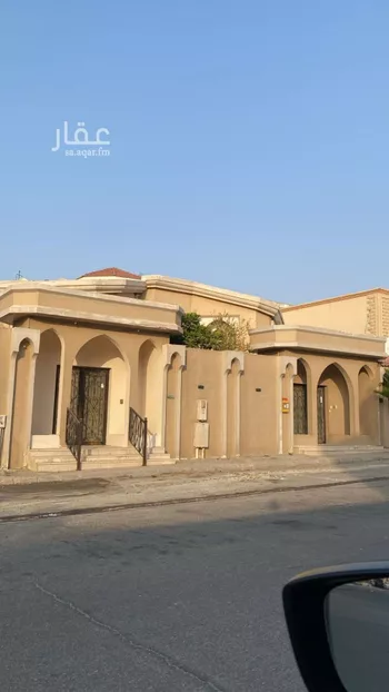 فيلا للبيع في شارع سويد بن الحارث الازدى, حي الجامعيين, مدينة الدمام, المنطقة الشرقية صورة 4