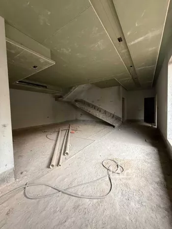 فيلا للبيع في شارع يحيى الازدي, حي العوالي, مدينة الرياض, منطقة الرياض صورة 2
