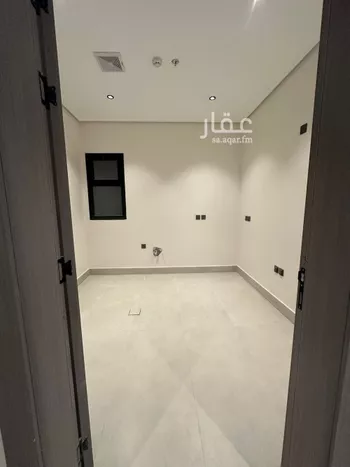 شقة للبيع في شارع النعيرية, حي الحمراء, مدينة الخبر, المنطقة الشرقية صورة 2