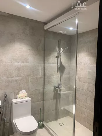 فيلا للبيع في شارع ابي المكارم بن مفرج, حي عكاظ, مدينة الرياض, منطقة الرياض صورة 2