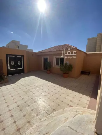 فيلا للبيع في شارع عنيزة, حي الفلاح, مدينة الرياض, منطقة الرياض صورة 2