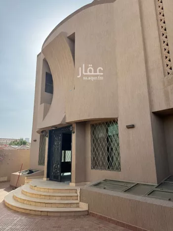 فيلا للإيجار في شارع رفيق الحريري, حي الورود, مدينة الرياض, منطقة الرياض