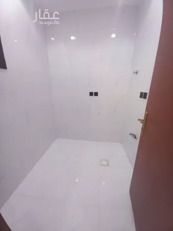 فيلا للبيع في شارع الطائف , حي ظهرة لبن, مدينة الرياض, منطقة الرياض صورة 4