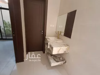 فيلا للبيع في شارع أبي الغنائم الميداني, حي العريجاء الأوسط, مدينة الرياض, منطقة الرياض صورة 2