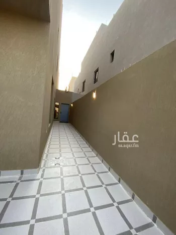 فيلا للبيع في شارع عبدالرحمن ابن مقبل, حي عكاظ, مدينة الرياض, منطقة الرياض صورة 5