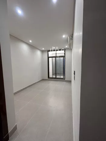 شقة للبيع في شارع سهيل بن السمط, حي السويدي الغربي, مدينة الرياض, منطقة الرياض صورة 3