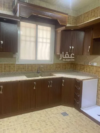 فيلا للإيجار في شارع رقم 30, حي الملك عبدالله, مدينة الرياض, منطقة الرياض صورة 2