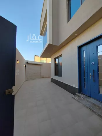 فيلا للبيع في شارع أحمد بن شاكر, حي القيروان, مدينة الرياض, منطقة الرياض صورة 3