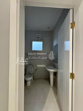 دور للبيع في شارع دباس ابن راشد, حي الخضراء, مدينة المدينه المنوره, منطقة المدينة المنورة صورة 5