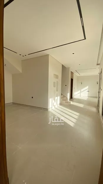 فيلا للبيع في شارع عبداللطيف بن المبارك, حي المهدية, مدينة الرياض, منطقة الرياض صورة 3
