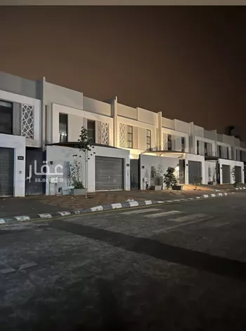 فيلا للإيجار في شارع عمر بن جميع, حي مطار الملك خالد الدولي, مدينة الرياض, منطقة الرياض صورة 2