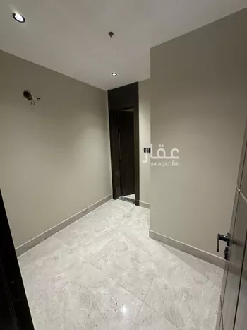 شقة للبيع في شارع عبادة ابن رافع, حي الشاطئ الشرقي, مدينة الدمام, المنطقة الشرقية صورة 3