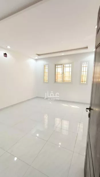 فيلا للإيجار في شارع نهر أم الربيع, حي القادسية, مدينة الرياض, منطقة الرياض صورة 4
