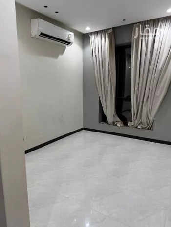 فيلا للإيجار في شارع يحيى بن جزلة, حي الرمال, مدينة الرياض, منطقة الرياض صورة 2