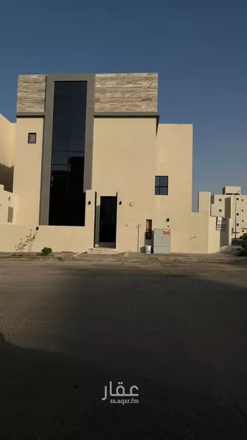 فيلا للبيع في شارع عبدالقادر بن عبدالوارث, حي المهدية, مدينة الرياض, منطقة الرياض صورة 2