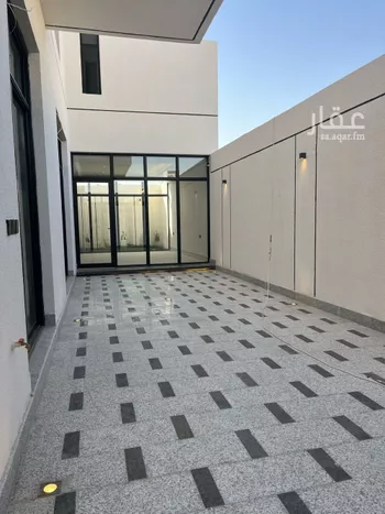 فيلا للبيع في شارع إبراهيم بن علي بن علوي, حي المهدية, مدينة الرياض, منطقة الرياض صورة 4