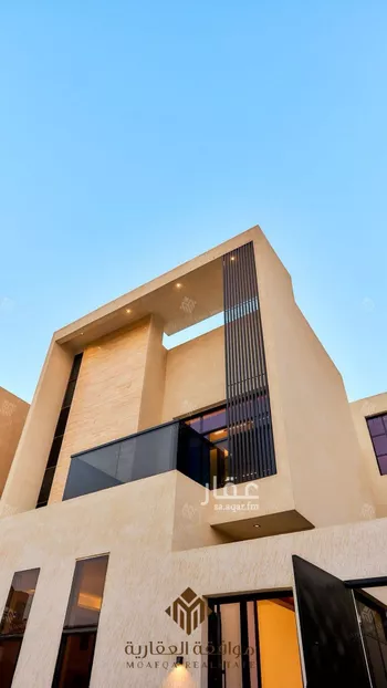 فيلا للبيع في شارع أحمد الكازروني, حي المهدية, مدينة الرياض, منطقة الرياض صورة 3