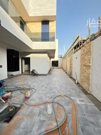 فيلا للبيع في شارع أحمد بن الحسن الأنصاري, حي المهدية, مدينة الرياض, منطقة الرياض صورة 4