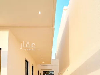 فيلا للبيع في شارع عبداللطيف بن المبارك, حي المهدية, مدينة الرياض, منطقة الرياض صورة 4