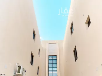 شقة للبيع في شارع أحمد بن الحسن الأنصاري, حي المهدية, مدينة الرياض, منطقة الرياض صورة 4