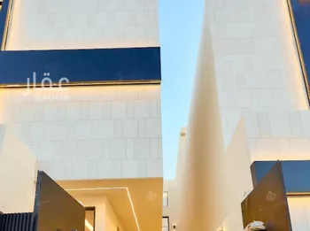 فيلا للبيع في شارع أحمد بن قطرب, حي المهدية, مدينة الرياض, منطقة الرياض صورة 3