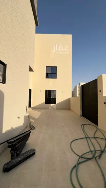 فيلا للبيع في شارع عبدالقادر بن عبدالوارث, حي المهدية, مدينة الرياض, منطقة الرياض صورة 4