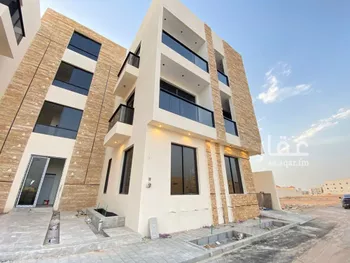 شقة للبيع في شارع أحمد بن الحسن الأنصاري, حي المهدية, مدينة الرياض, منطقة الرياض صورة 5