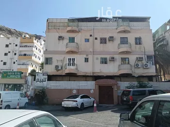عمارة للبيع في شارع القرطاس , حي العزيزية, مدينة مكه المكرمه, منطقة مكة المكرمة صورة 3