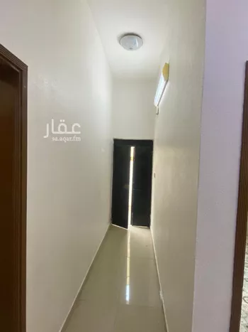 شقة للإيجار في شارع عامر ابن ابي البكير, حي العزيزية, مدينة خميس مشيط, منطقة عسير صورة 5