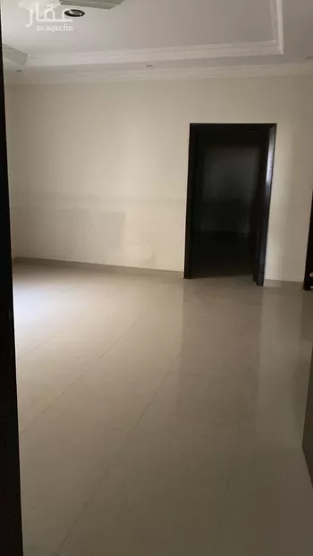 فيلا للبيع في شارع رقم 27, حي بدر, مدينة الرياض, منطقة الرياض صورة 2