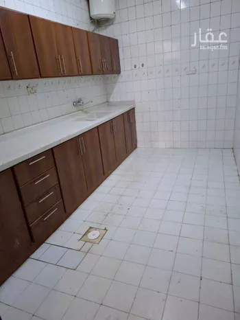 شقة للإيجار في شارع التخصصي, حي المعذر الشمالي, مدينة الرياض, منطقة الرياض صورة 5