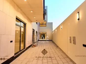 فيلا للبيع في شارع عبدالله النحوي, حي المهدية, مدينة الرياض, منطقة الرياض صورة 5