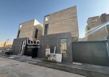 فيلا للبيع في شارع عبدالله النحوي, حي المهدية, مدينة الرياض, منطقة الرياض صورة 2