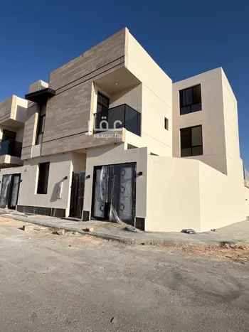 فيلا للبيع في شارع أحمد بن الحسن الأنصاري, حي المهدية, مدينة الرياض, منطقة الرياض صورة 4